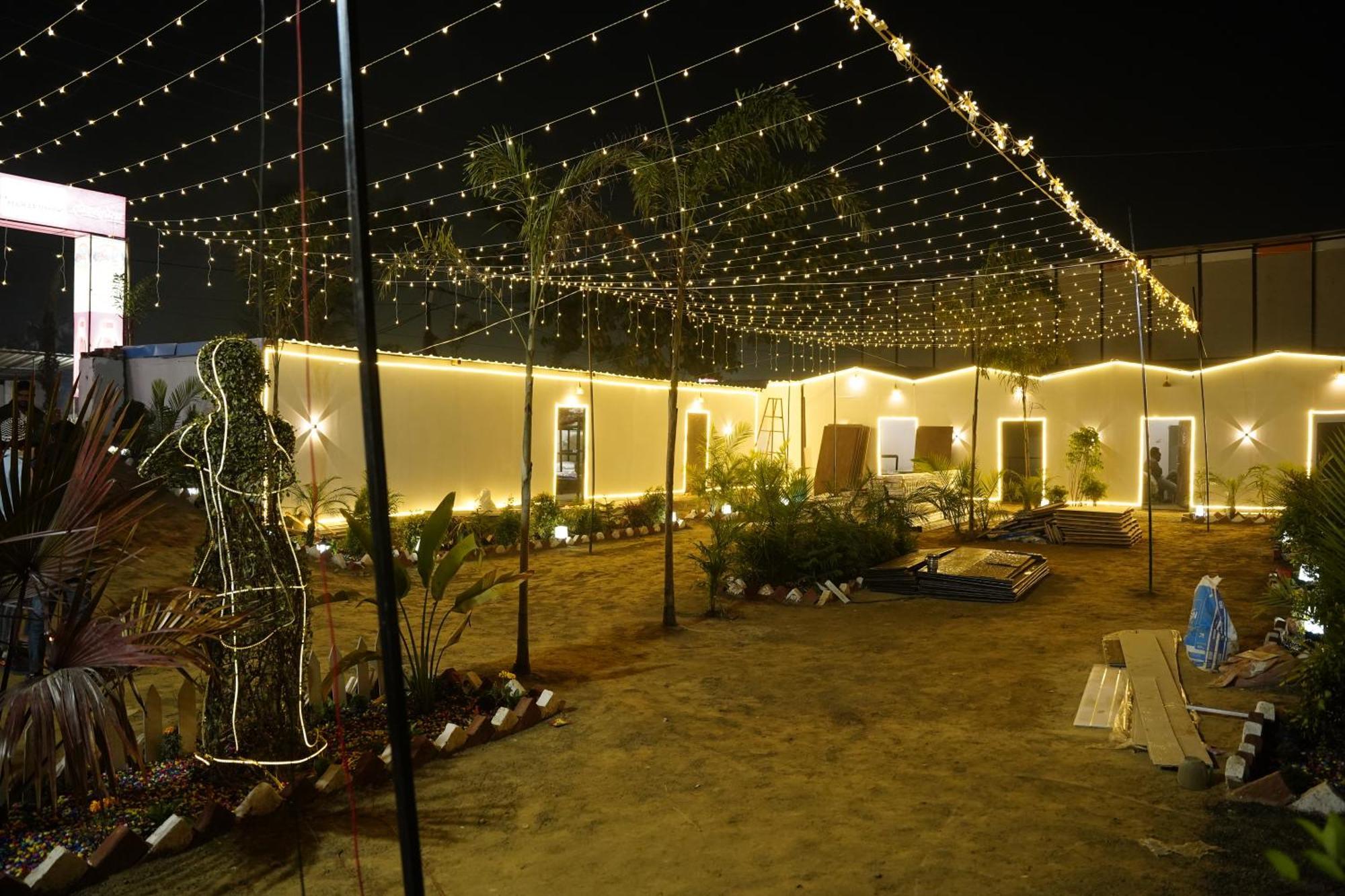 Mahakhumb Mandapam 2Km From Triveni Sangam Bed & Breakfast Prayagraj Luaran gambar